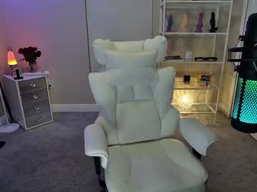 Angiefae_