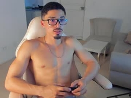 Eros_Becker_ profile