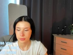 Kelly_Blush_ profile
