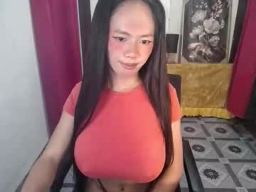 Kissmedaddy143