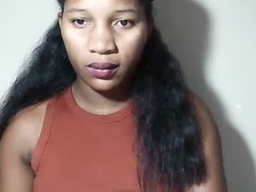 Lovelylarra profile