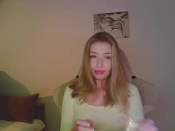 Mia_Fleur_