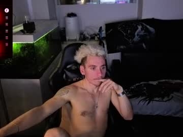 Rayzel_White