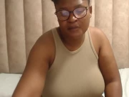 Sexybustyxx profile
