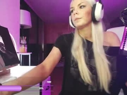 Tinykylie profile
